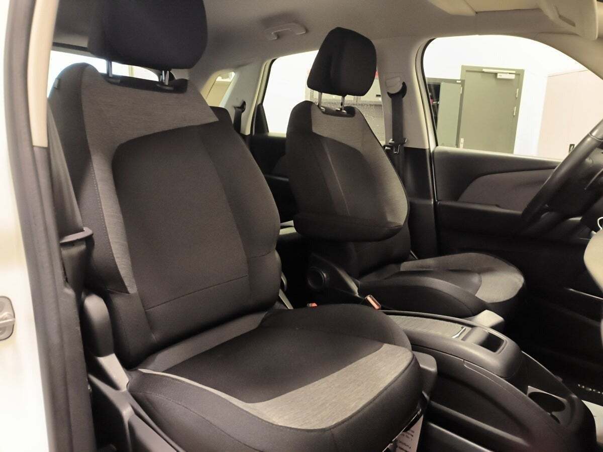 Hvid Citroën C4 SpaceTourer fra 2019