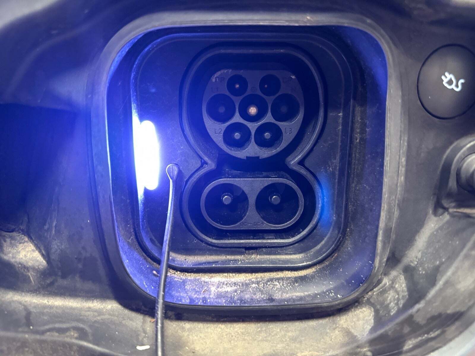 Grå Volvo XC40 fra 2022