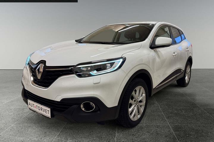Hvid Renault Kadjar fra 2016 set udefra