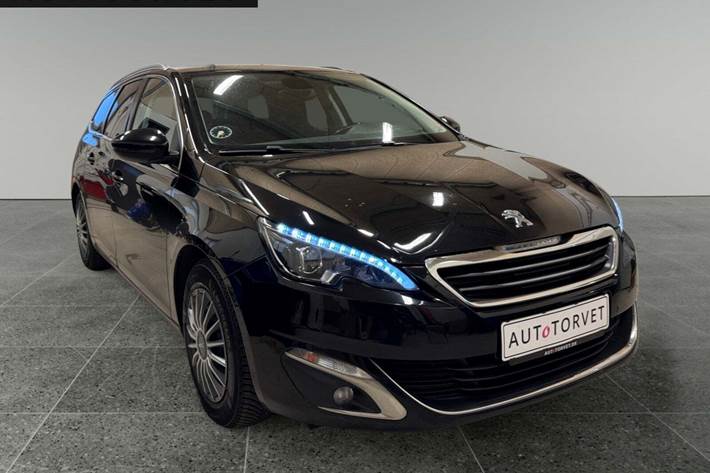 Sort Peugeot 308 fra 2016