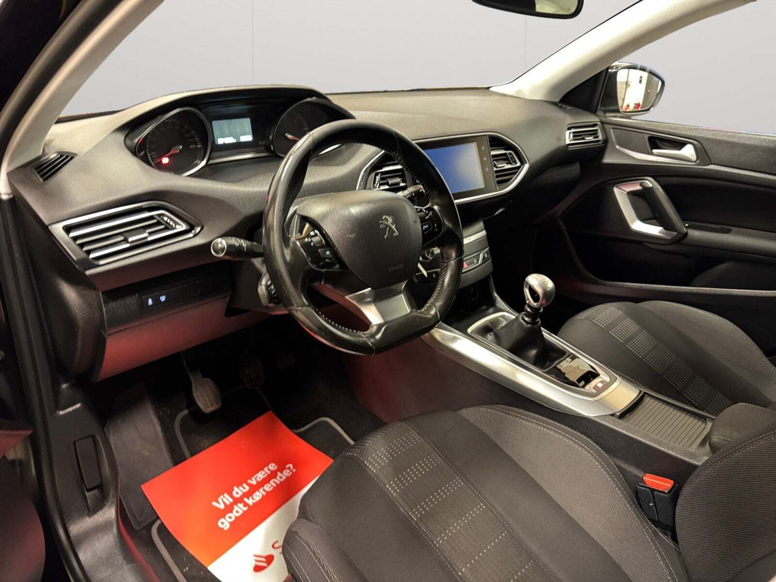 Peugeot 308 1,6 BlueHDi 120 Allure SW