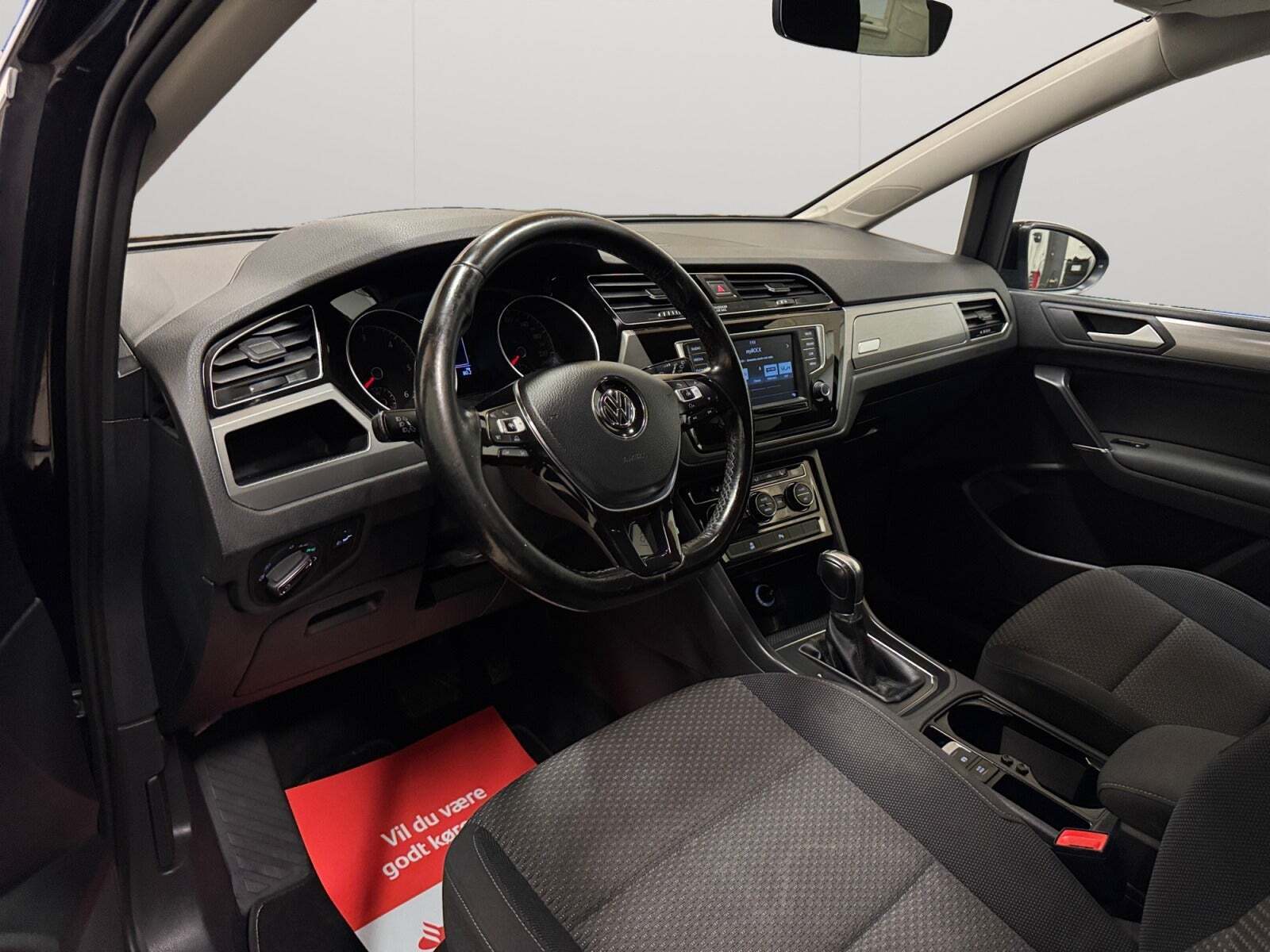 VW Touran 1,6 TDi 115 Comfortline DSG 7prs