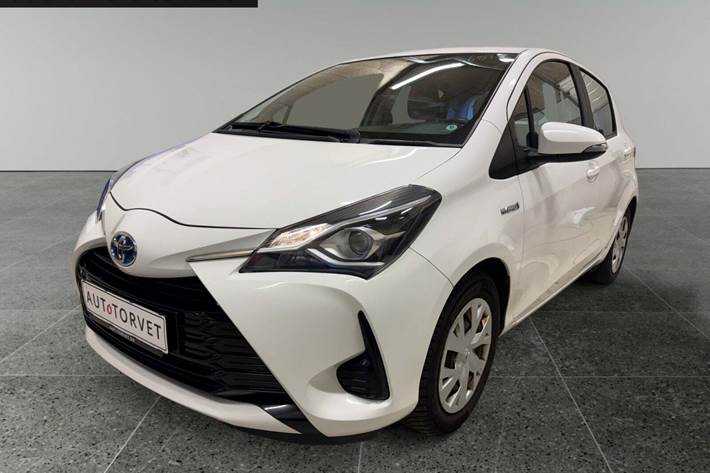 Hvid Toyota Yaris fra 2018