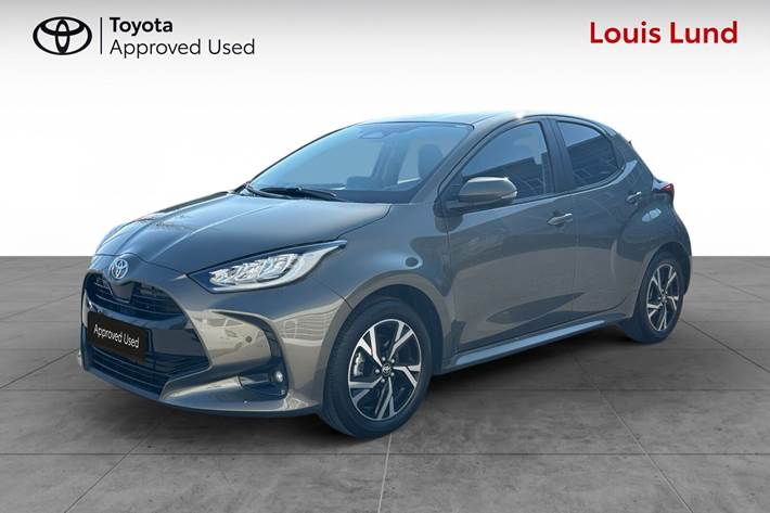 Bronze Toyota Yaris fra 2025