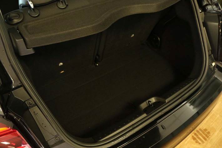 Grøn Fiat 500e fra 2023