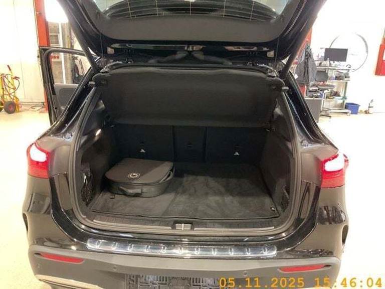 Mercedes EQA250+ AMG Advance