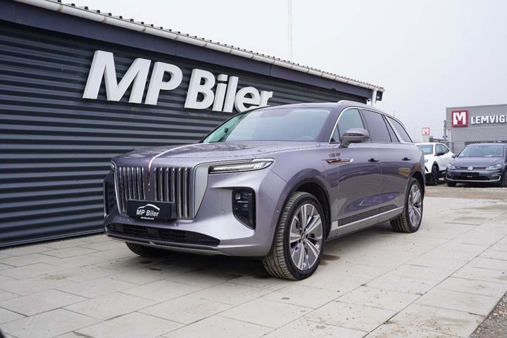 Grå Hongqi E-HS9 fra 2023 set udefra