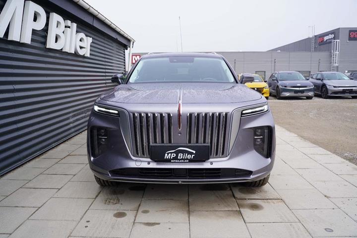 Grå Hongqi E-HS9 fra 2023
