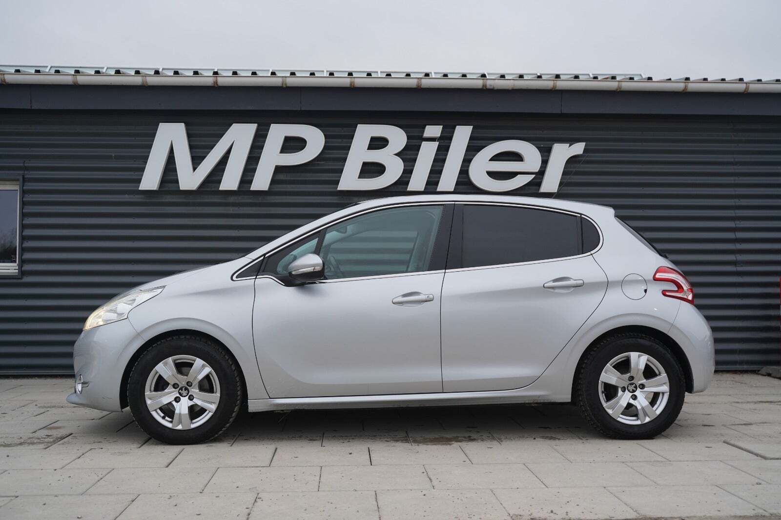 Peugeot 208 1,2 VTi Allure