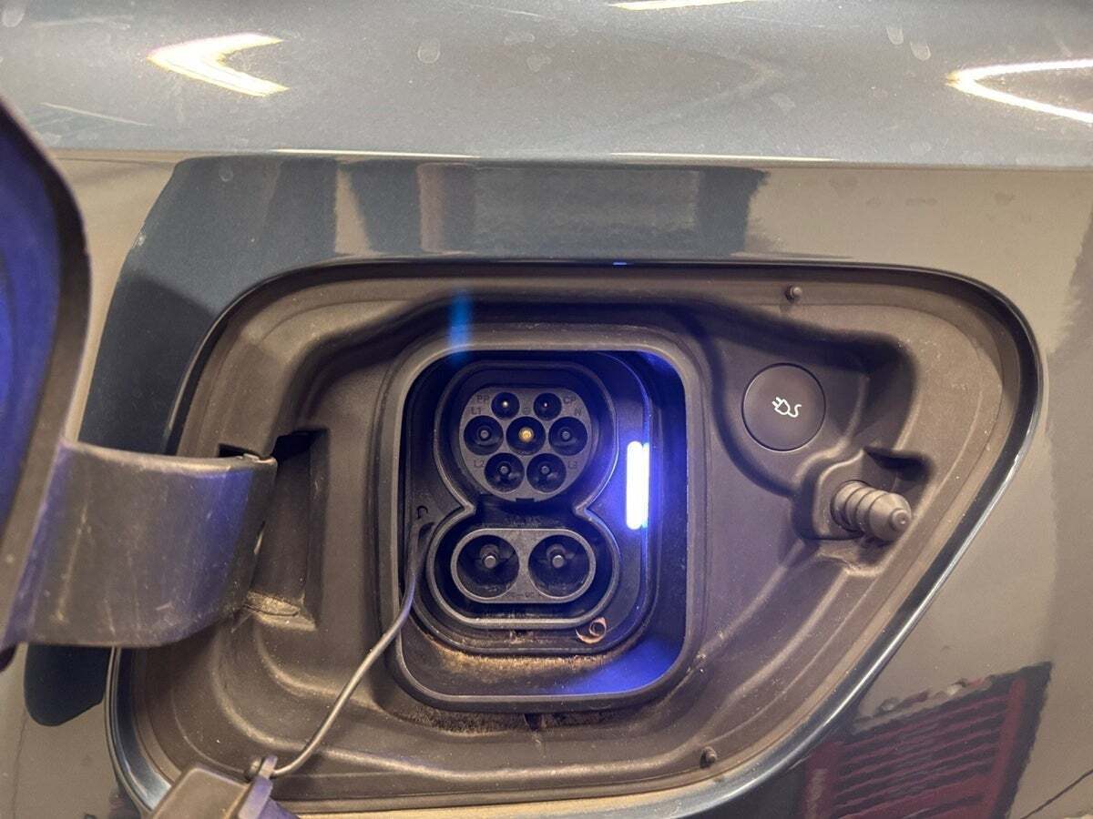 Blå Polestar 2 fra 2020