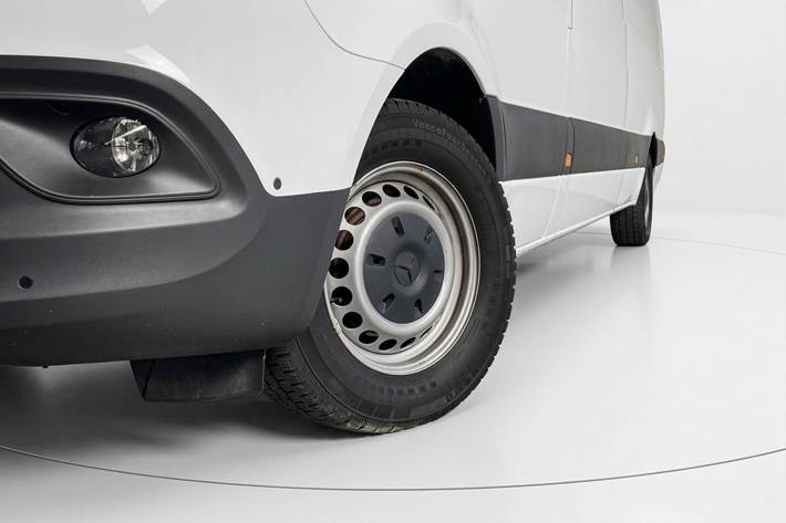 Hvid Mercedes Sprinter 316 fra 2020