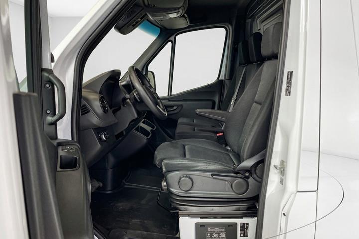 Hvid Mercedes Sprinter 316 fra 2020