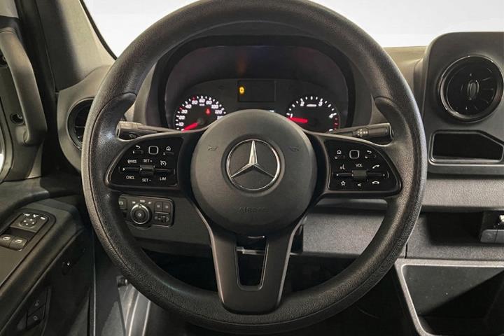 Hvid Mercedes Sprinter 316 fra 2020