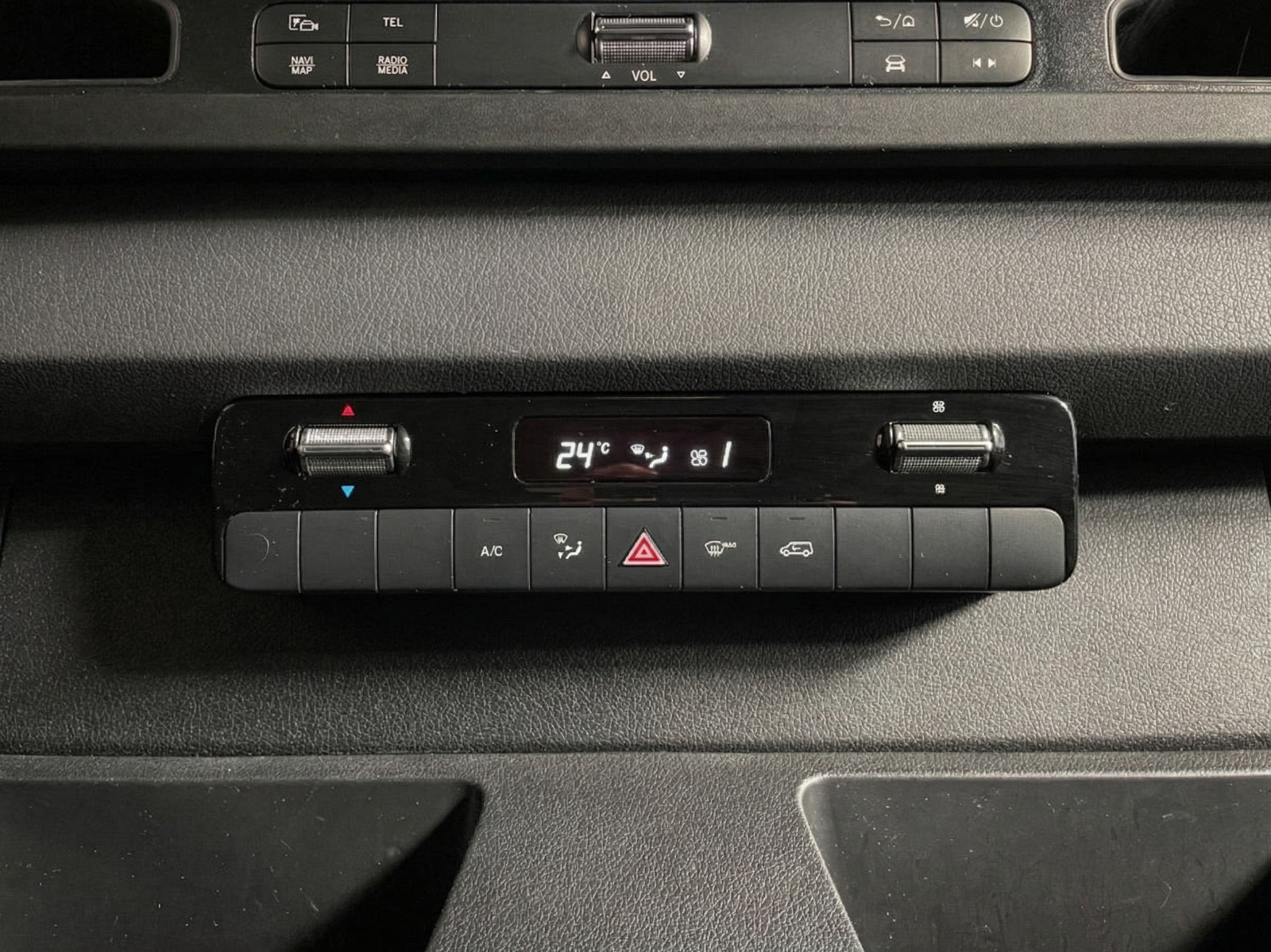 Hvid Mercedes Sprinter 316 fra 2020