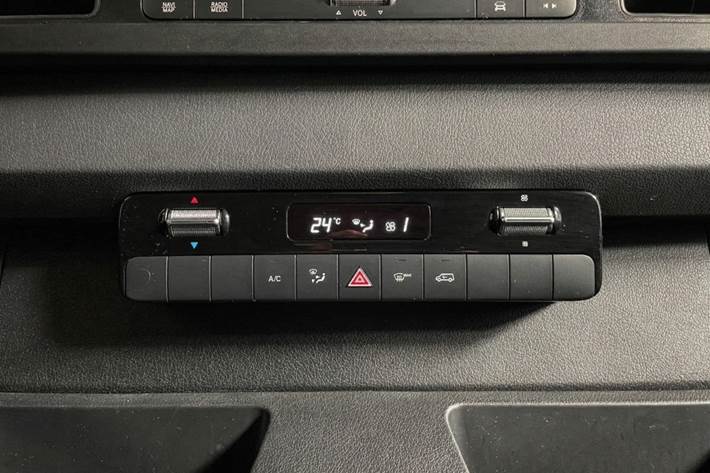 Hvid Mercedes Sprinter 316 fra 2020