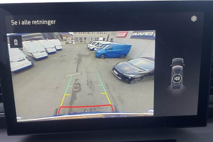 Hvid Nissan Interstar fra 2025