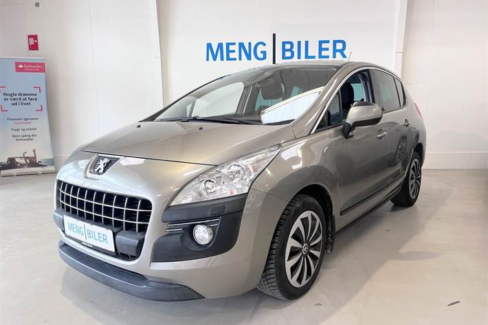 Grå Peugeot 3008 fra 2010