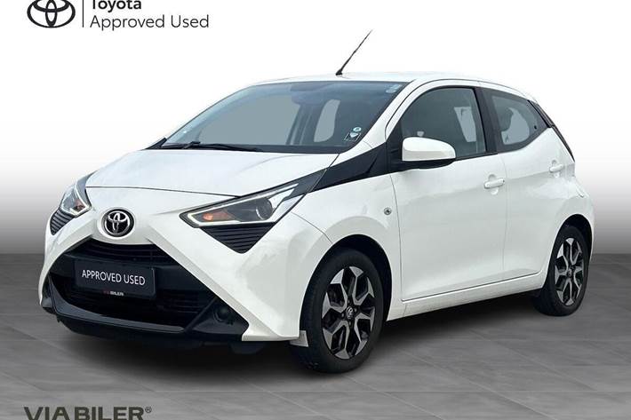Hvid Toyota Aygo fra 2019