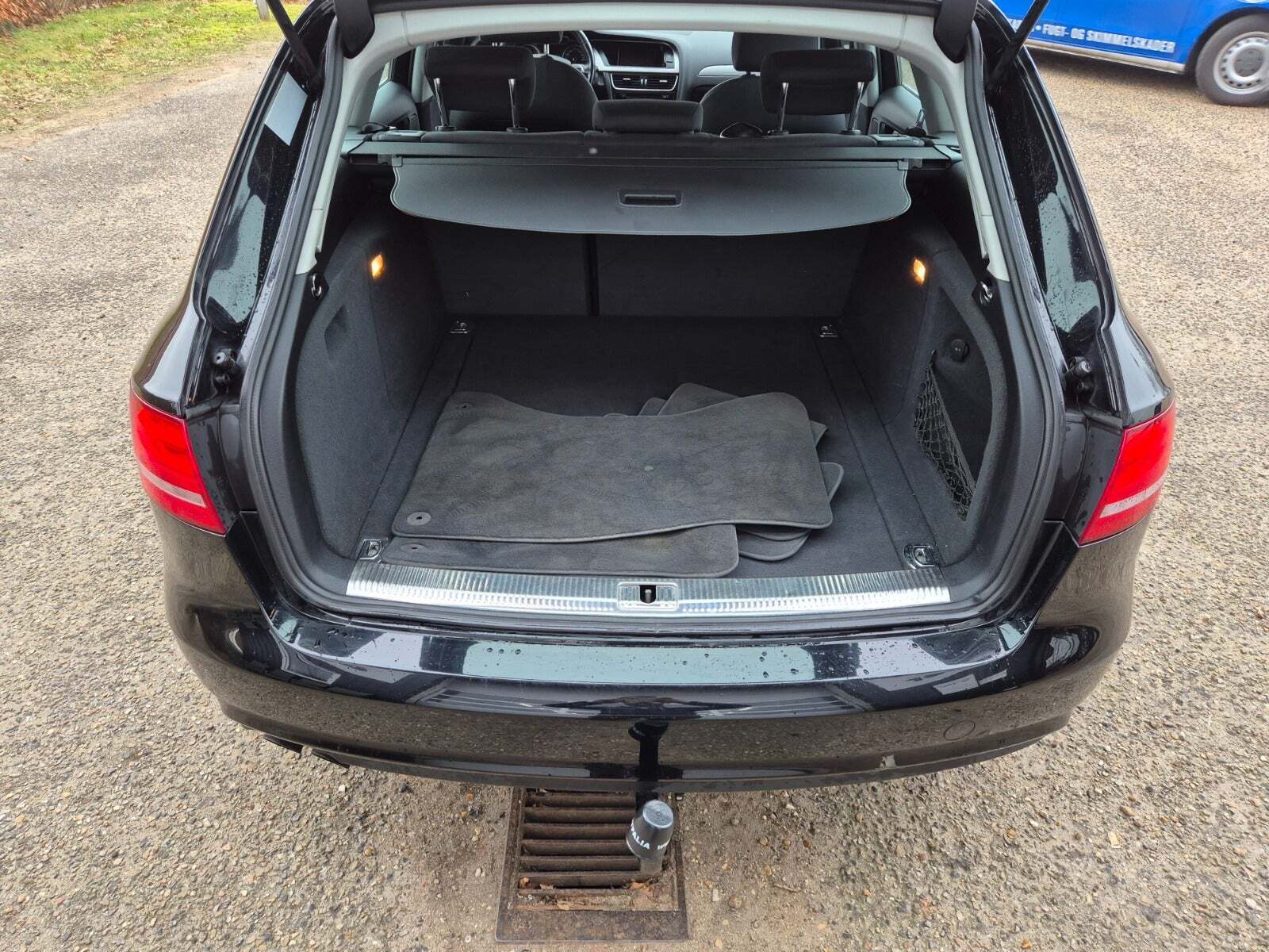 Grøn Audi A4 fra 2013