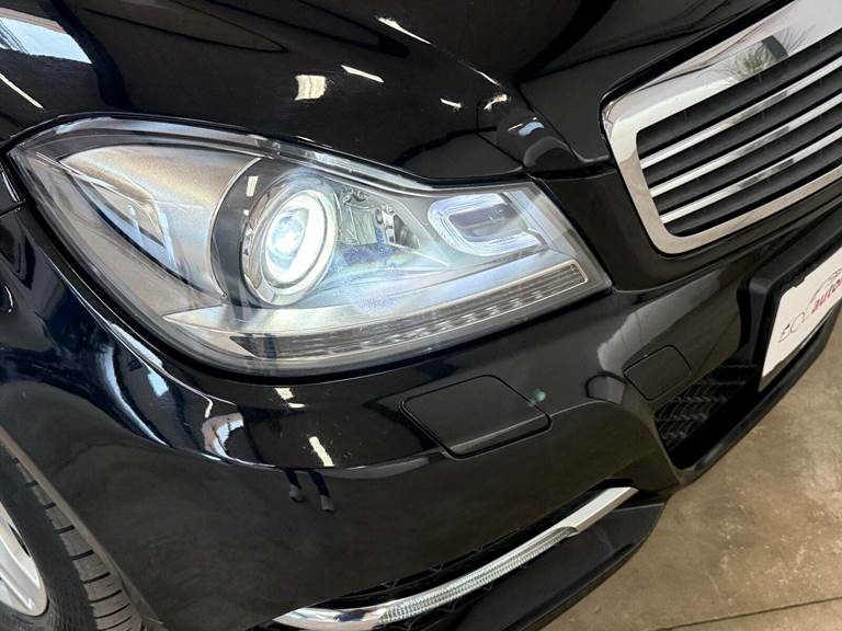 Mercedes C220 2,2 CDi Classic stc.