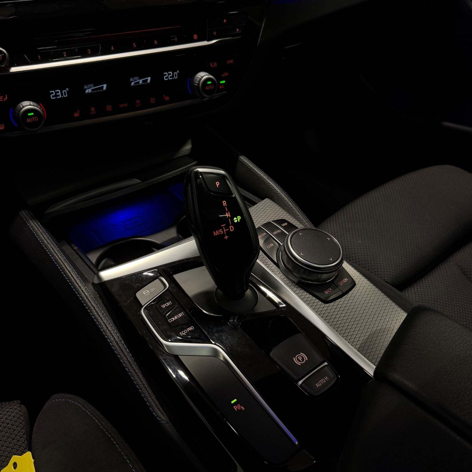 Sort BMW 520d fra 2018