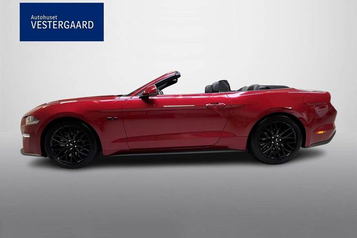 Rød Ford Mustang fra 2022