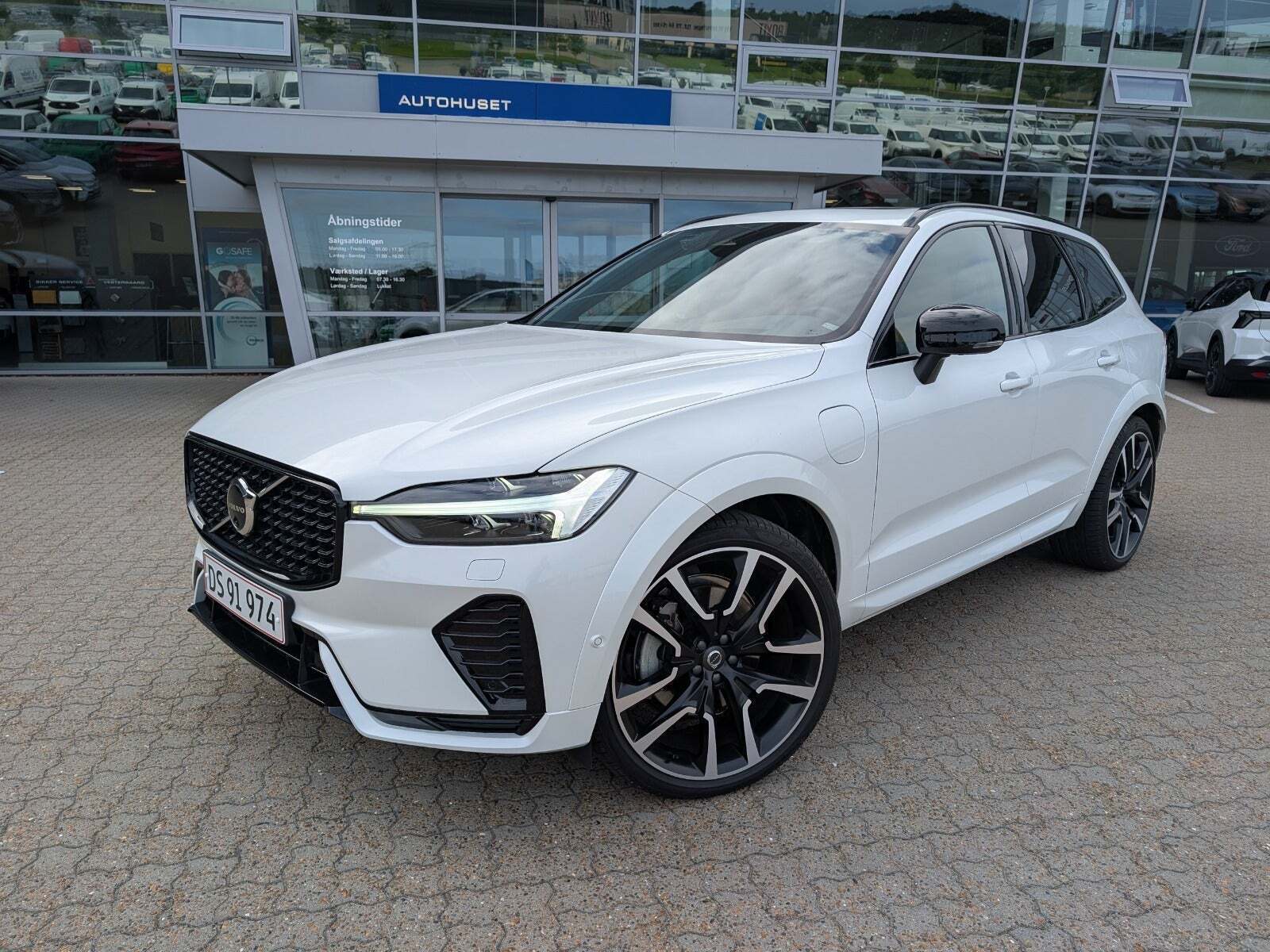 Volvo XC60 2,0 T8 ReCharge Ultimate Dark aut. AWD