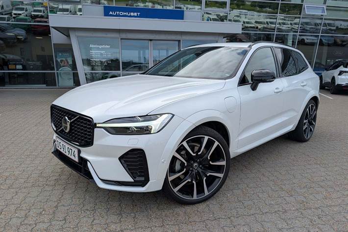 Hvid Volvo XC60 fra 2024