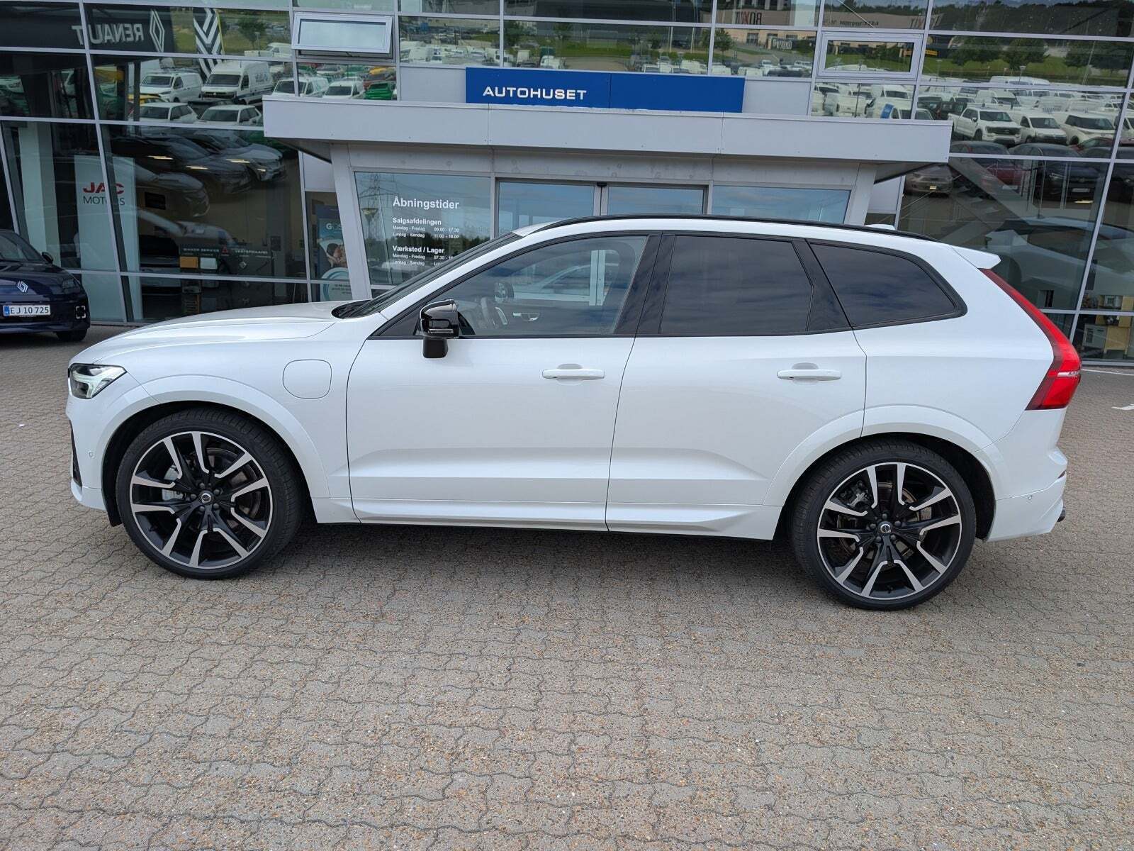 Volvo XC60 2,0 T8 ReCharge Ultimate Dark aut. AWD