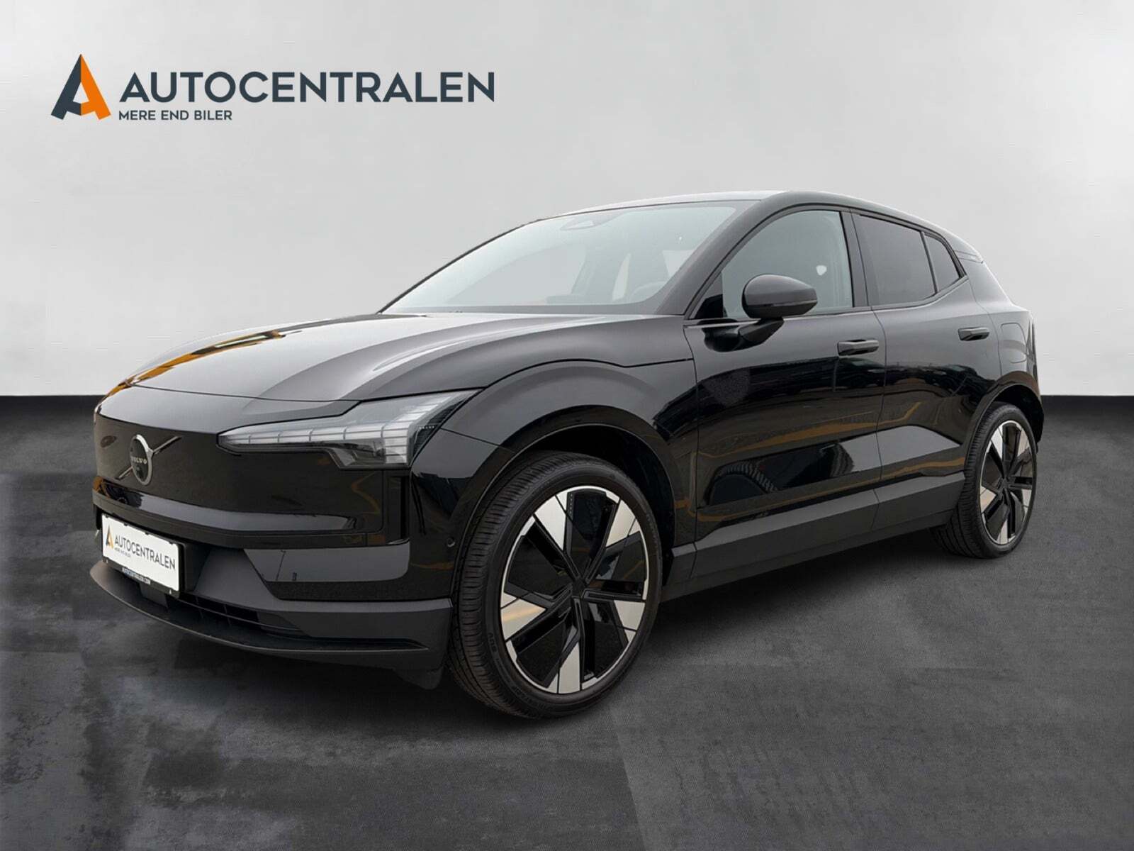 Volvo EX30 Extended Range Ultra