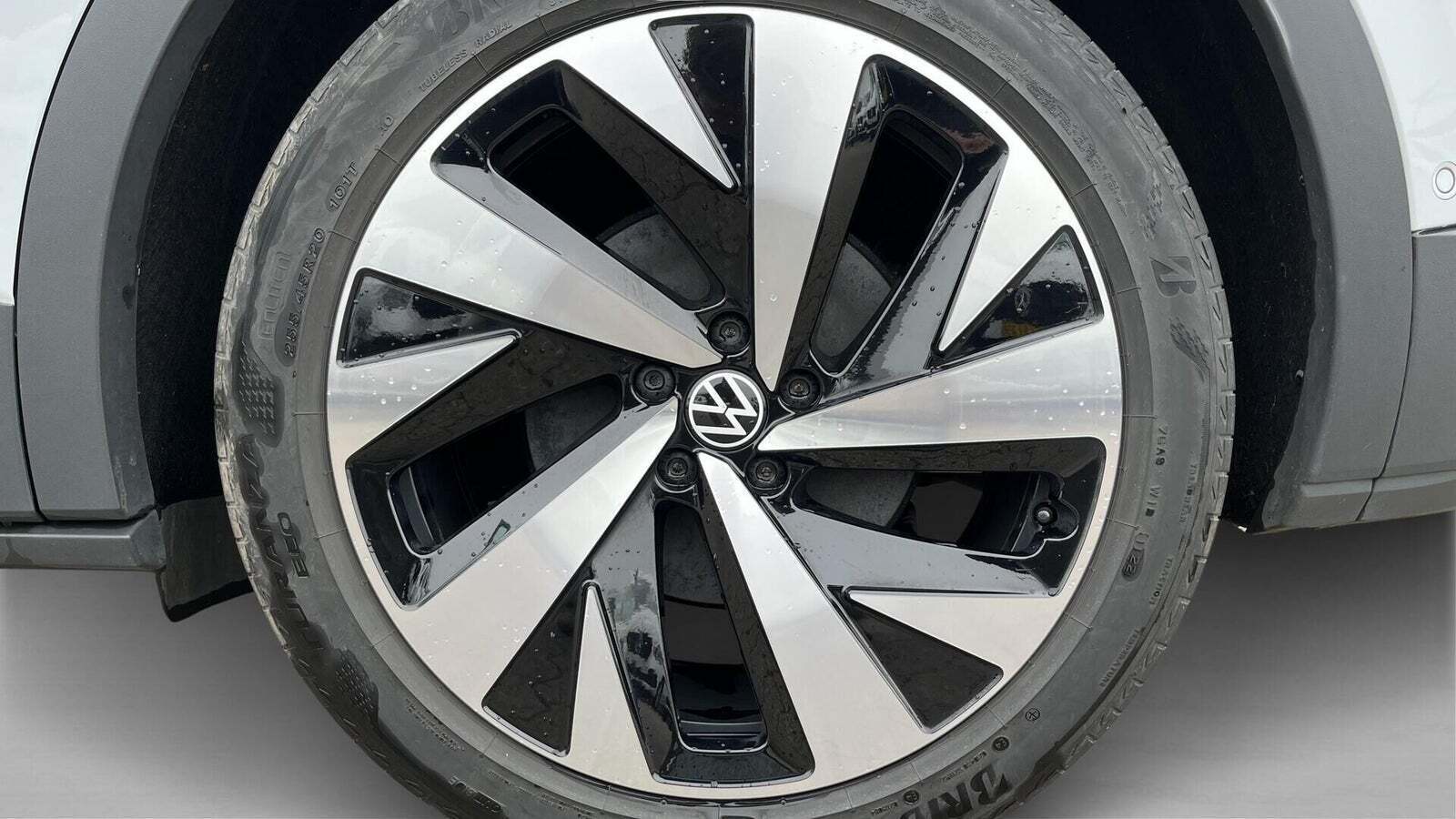 Hvid VW ID.4 fra 2022