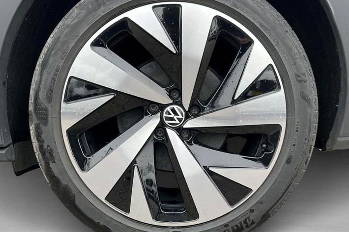 Hvid VW ID.4 fra 2022