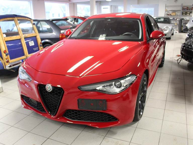 Alfa Romeo Giulia 2,0 T 200 Edizione aut.
