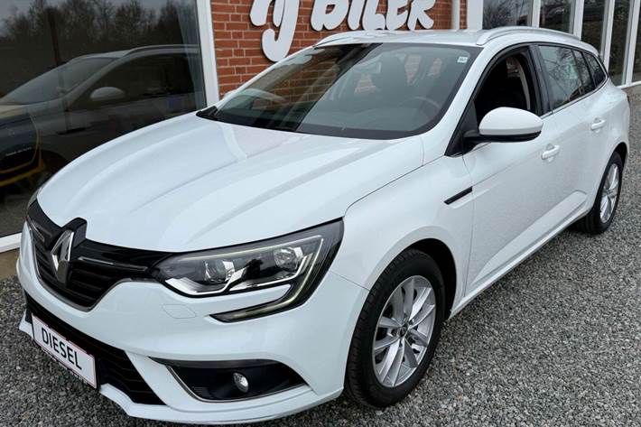 Hvid Renault Megane IV fra 2017
