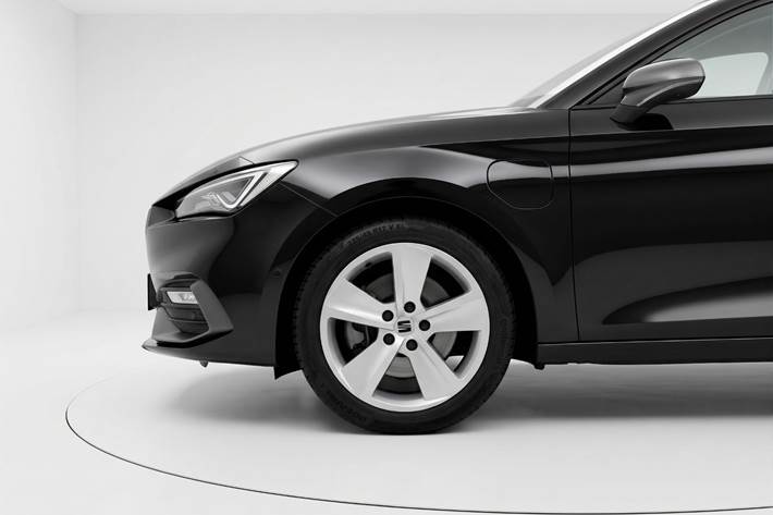 Grå Seat Leon fra 2021