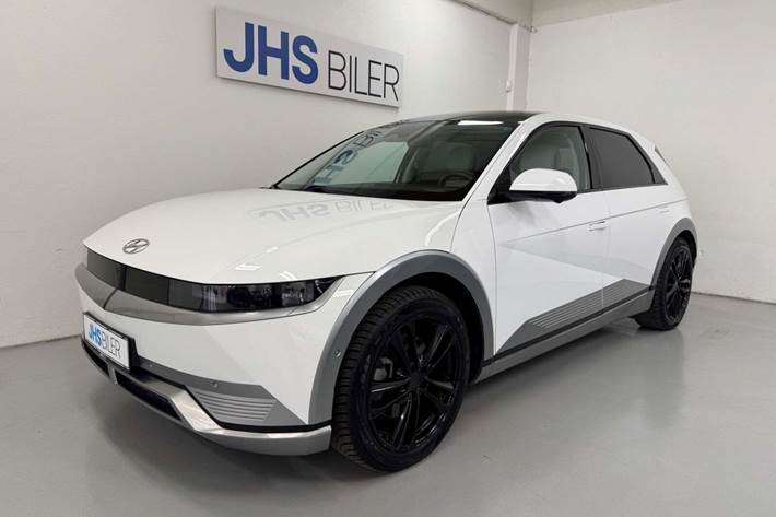 Hvid Hyundai Ioniq 5 fra 2021 set udefra
