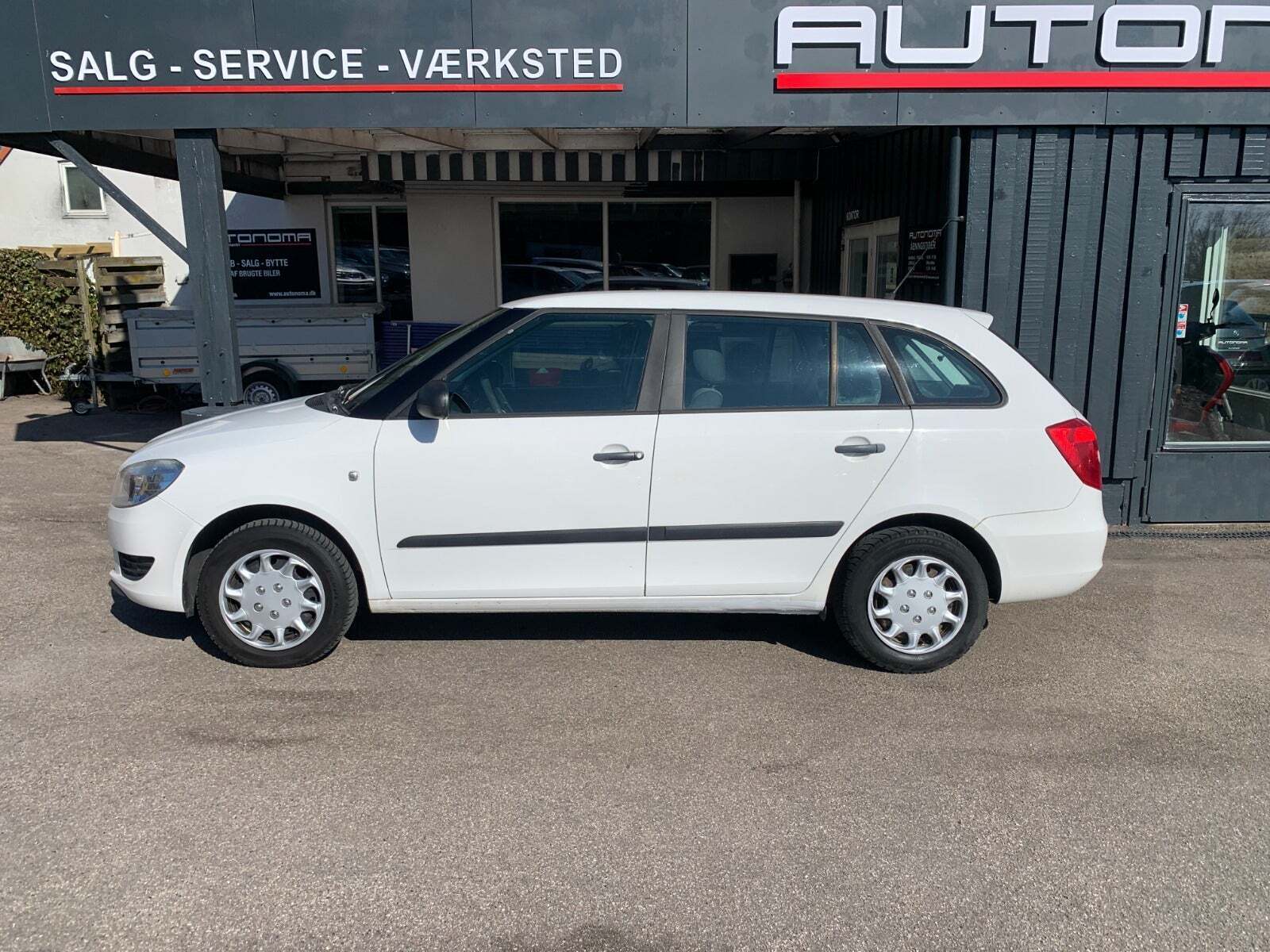 Hvid Skoda Fabia fra 2011