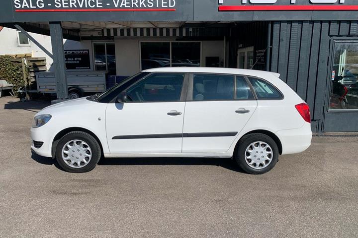 Hvid Skoda Fabia fra 2011