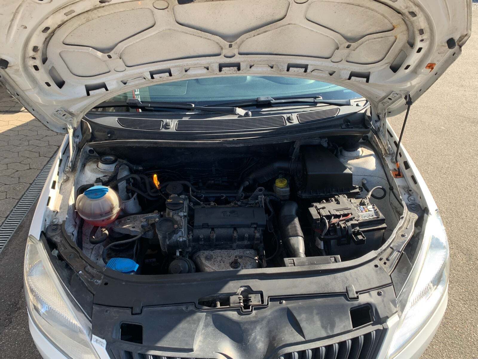 Hvid Skoda Fabia fra 2011