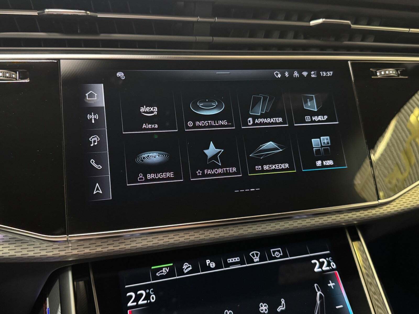 Sort Audi Q7 fra 2026