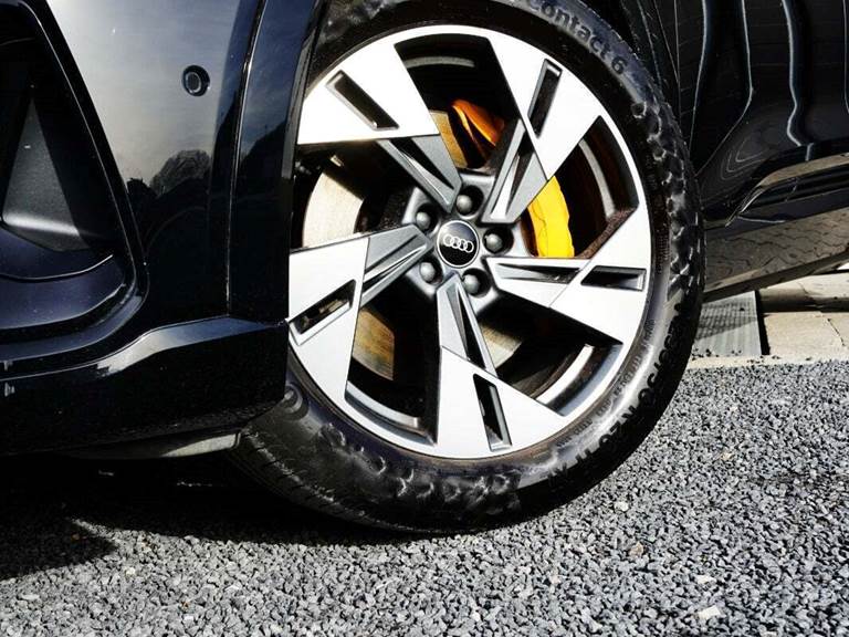 Audi e-tron 55 S-line quattro