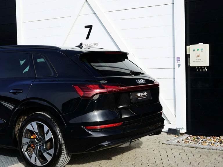 Audi e-tron 55 S-line quattro