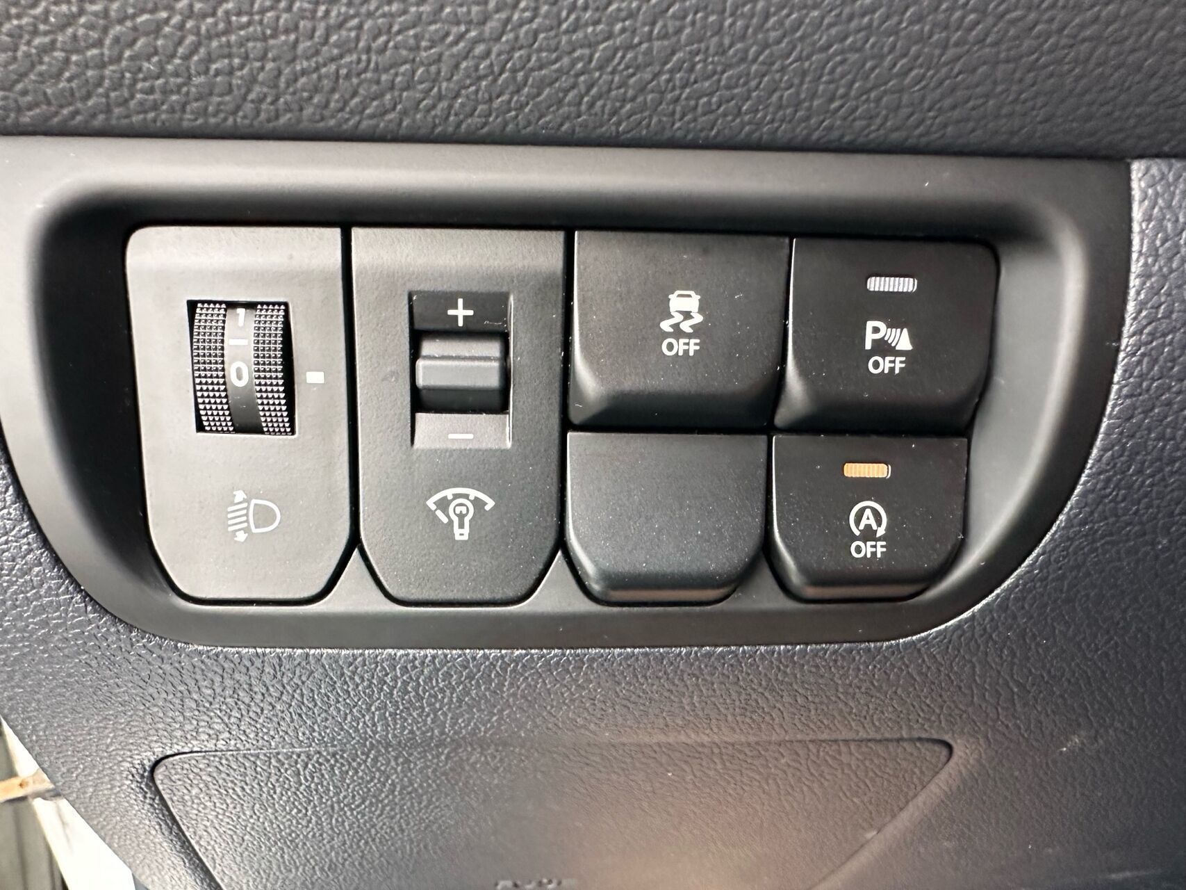 Hvid Kia Rio fra 2016