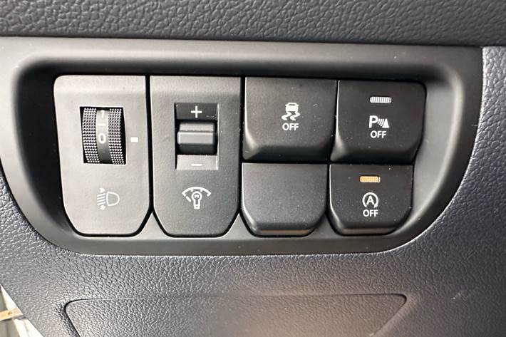 Hvid Kia Rio fra 2016