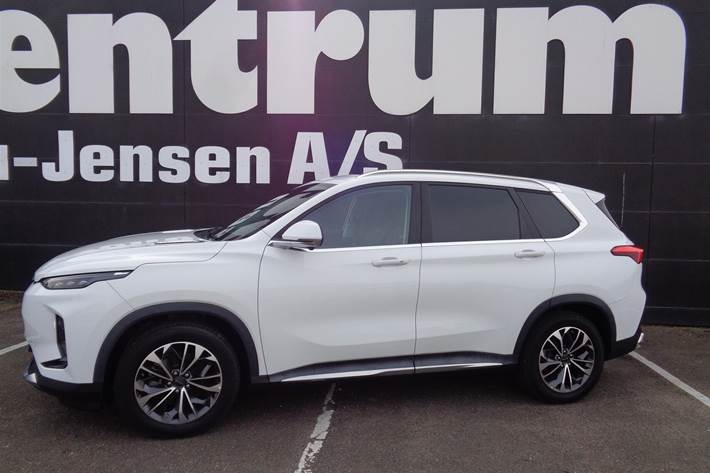 Hvid Maxus Euniq 6 fra 2023