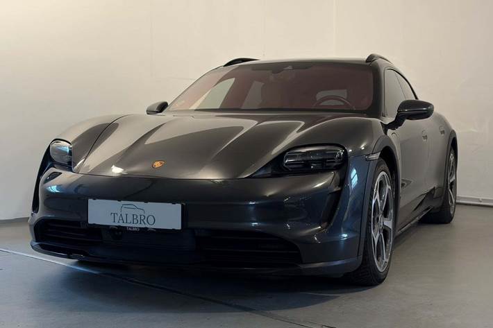 Grå Porsche Taycan 4 fra 2022