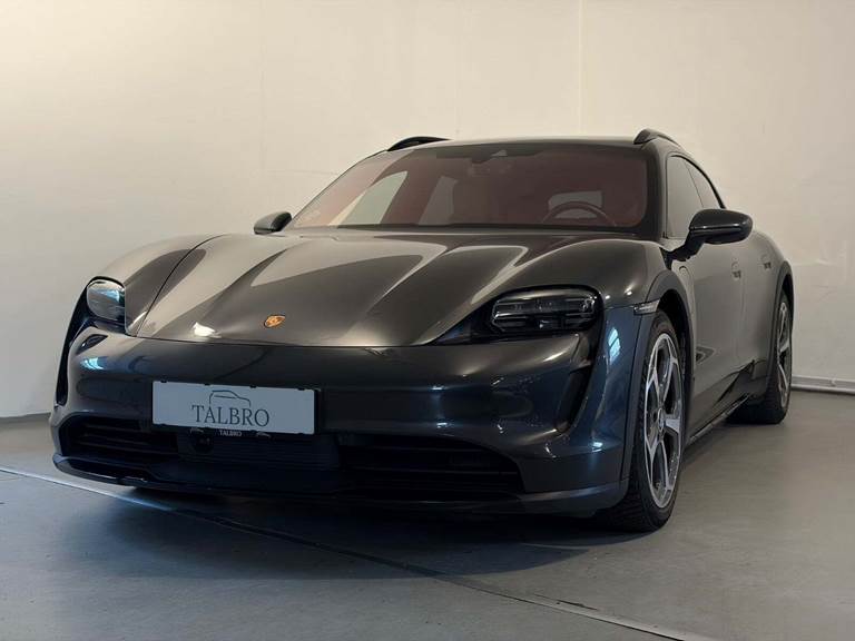 Porsche Taycan 4 Performance+ Cross Turismo