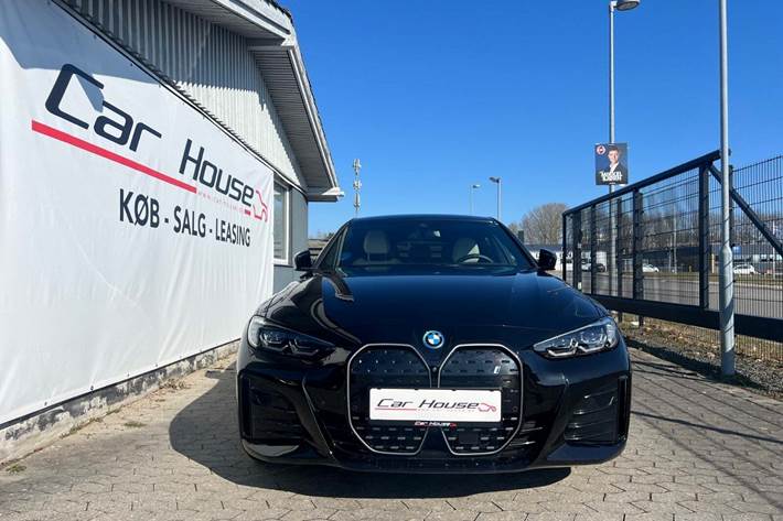 Sort BMW i4 fra 2024