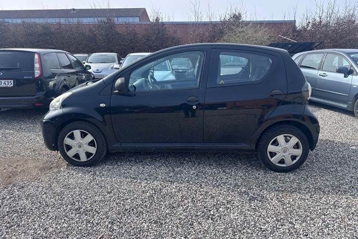 undefined Toyota Aygo fra 2010