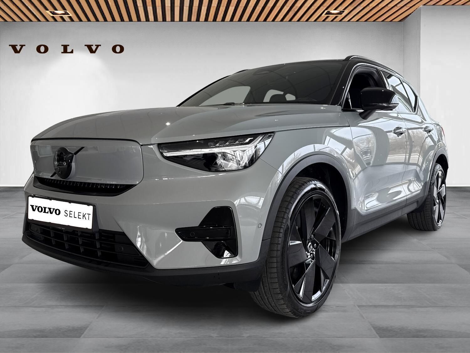 Volvo EX40 Single Motor Extended Range Black Edition 252HK 5d Aut.